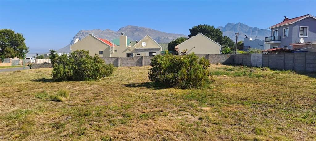 1190 m² Land available in Kleinmond photo number 8