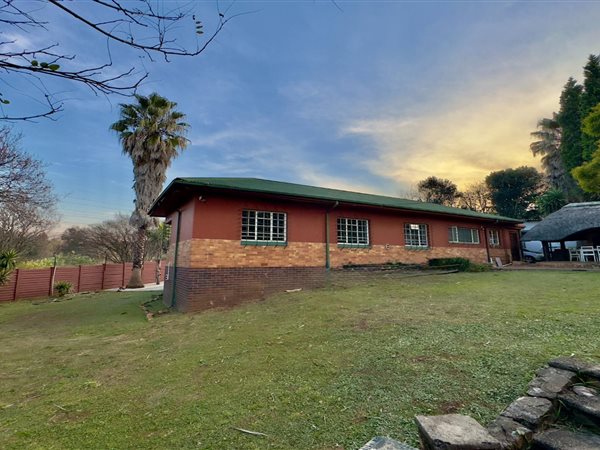 3 Bedroom House 3 Bedroom House