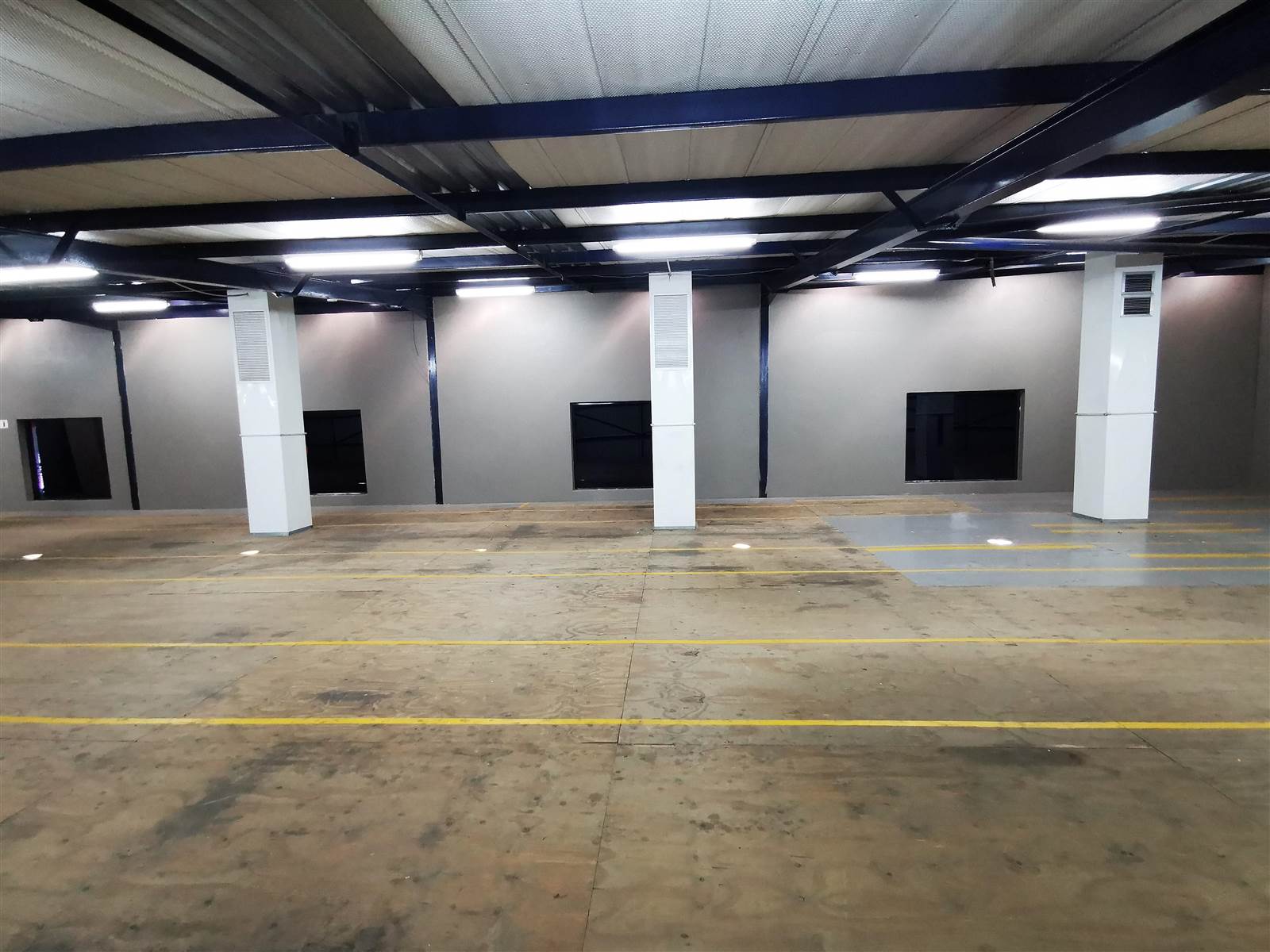 1386  m² Industrial space in North Riding photo number 4