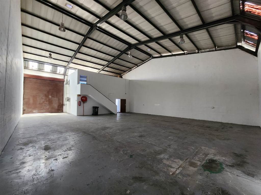 260  m² Industrial space in Killarney Gardens photo number 7