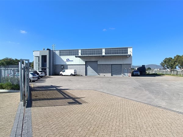 1 257  m² Industrial space