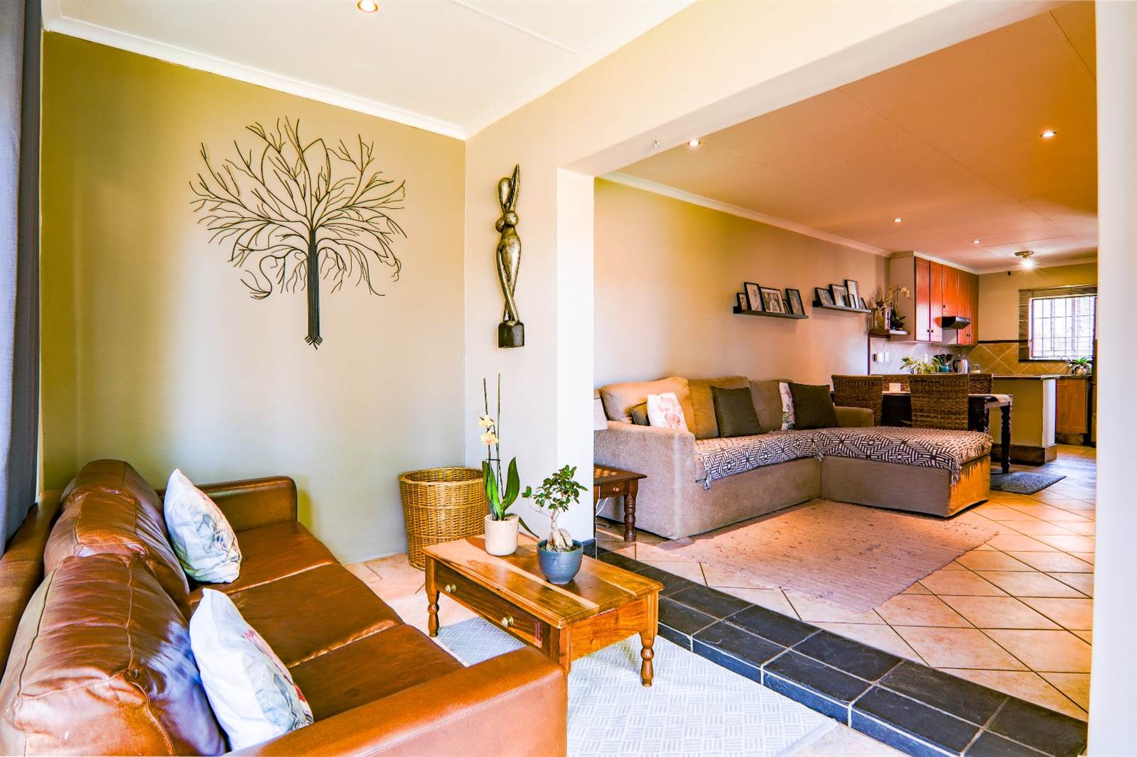 3 Bed Townhouse in Mooikloof Ridge photo number 14