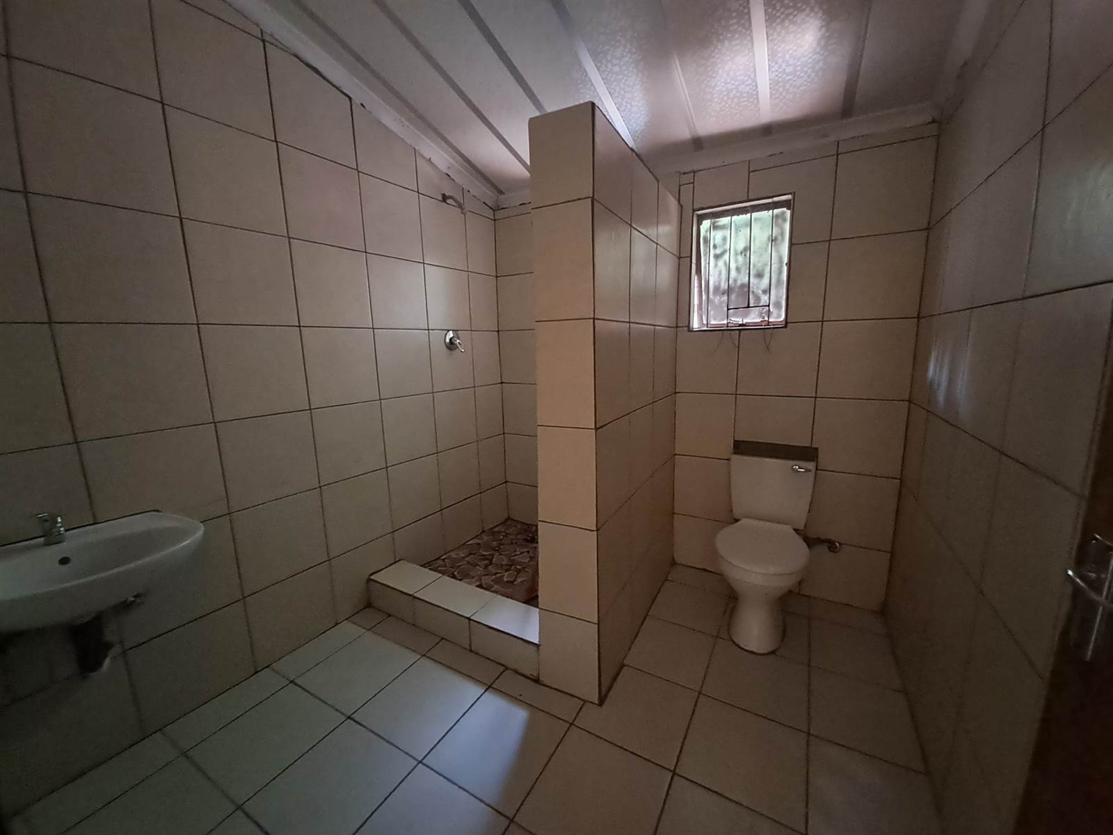 3 Bed House in Graskop photo number 11