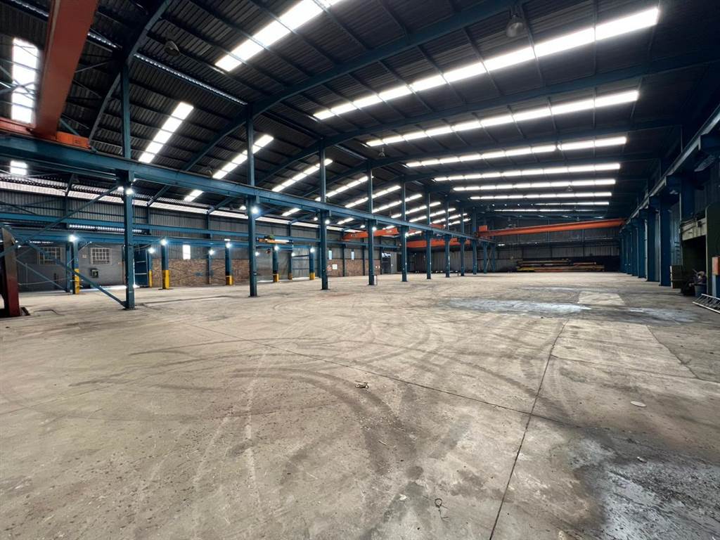 4600  m² Industrial space in Germiston South photo number 7