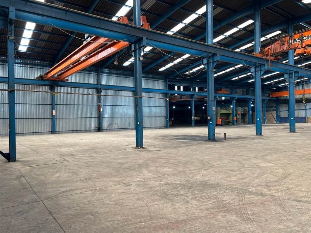 4600  m² Industrial space in Germiston South photo number 6