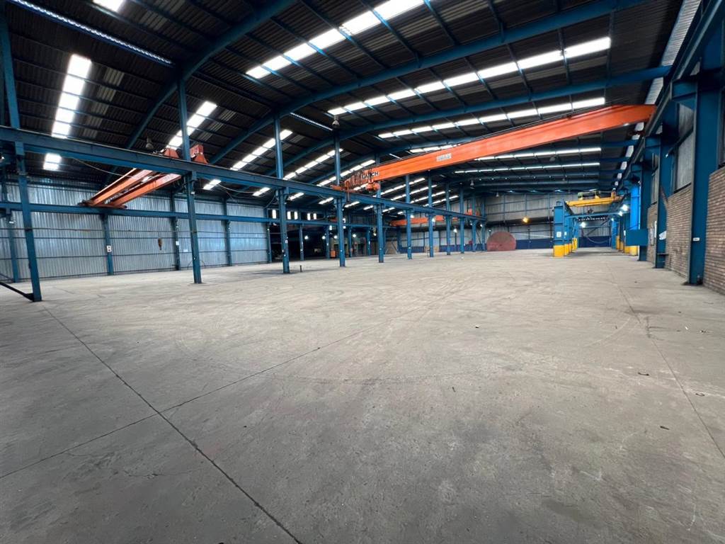 4600  m² Industrial space in Germiston South photo number 5