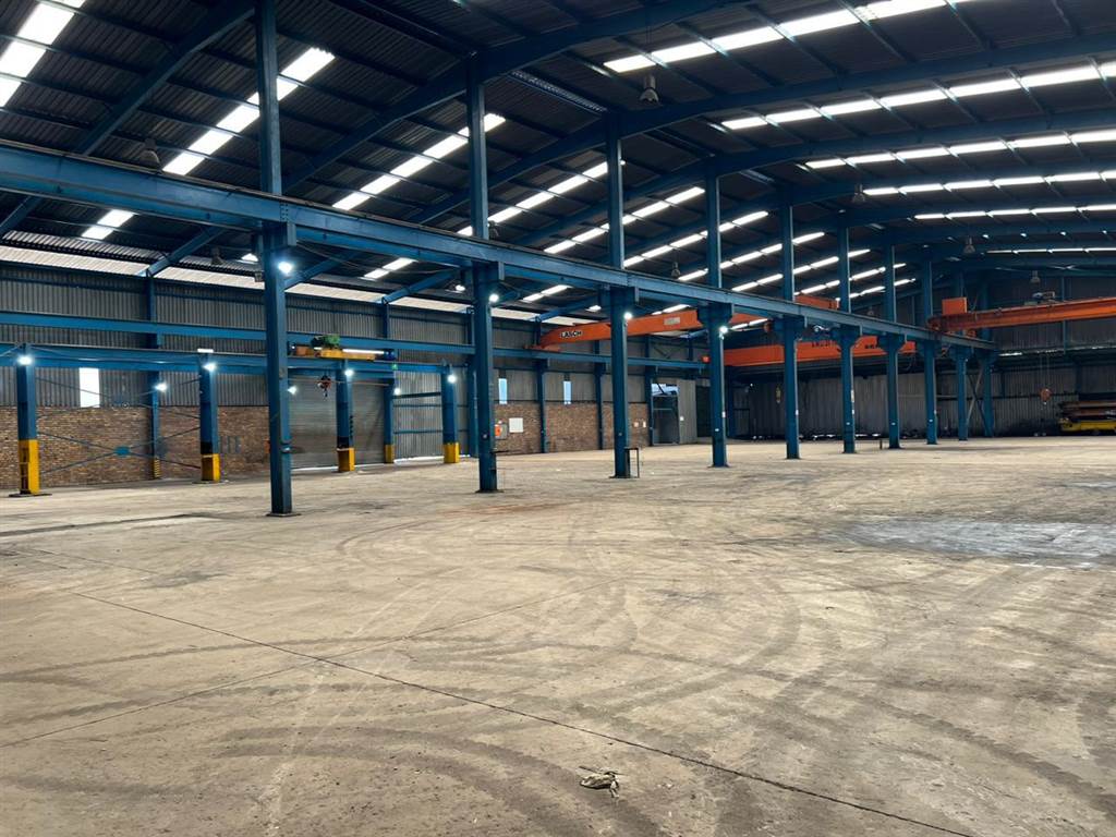 4600  m² Industrial space in Germiston South photo number 4