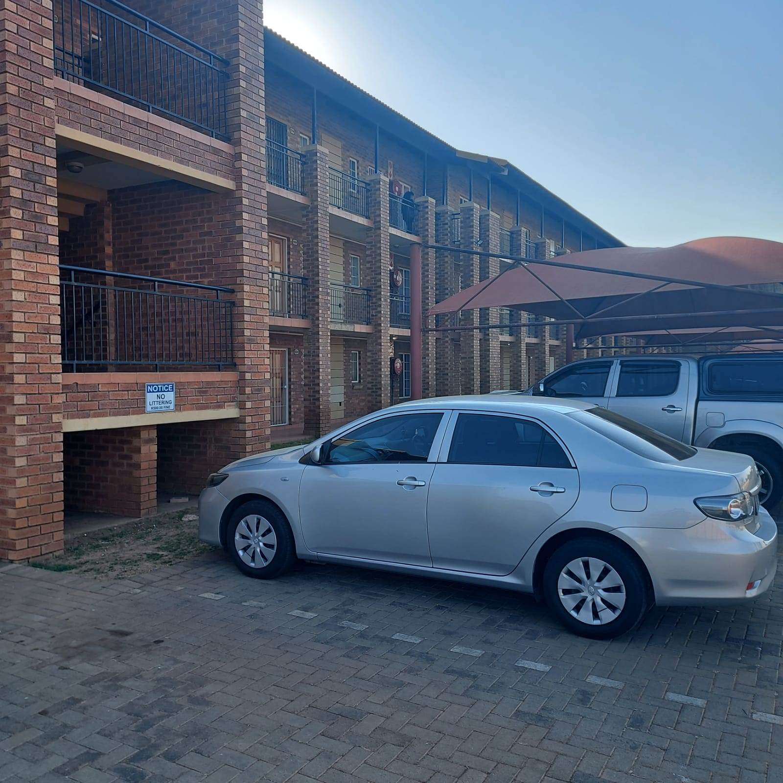 2 Bed Apartment in Boksburg North photo number 4