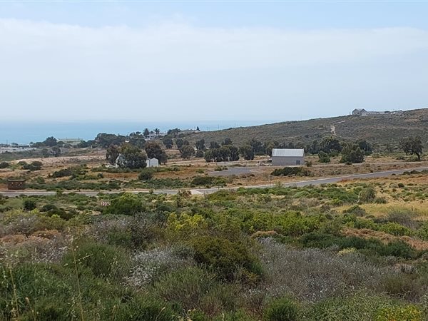 412 m² Land