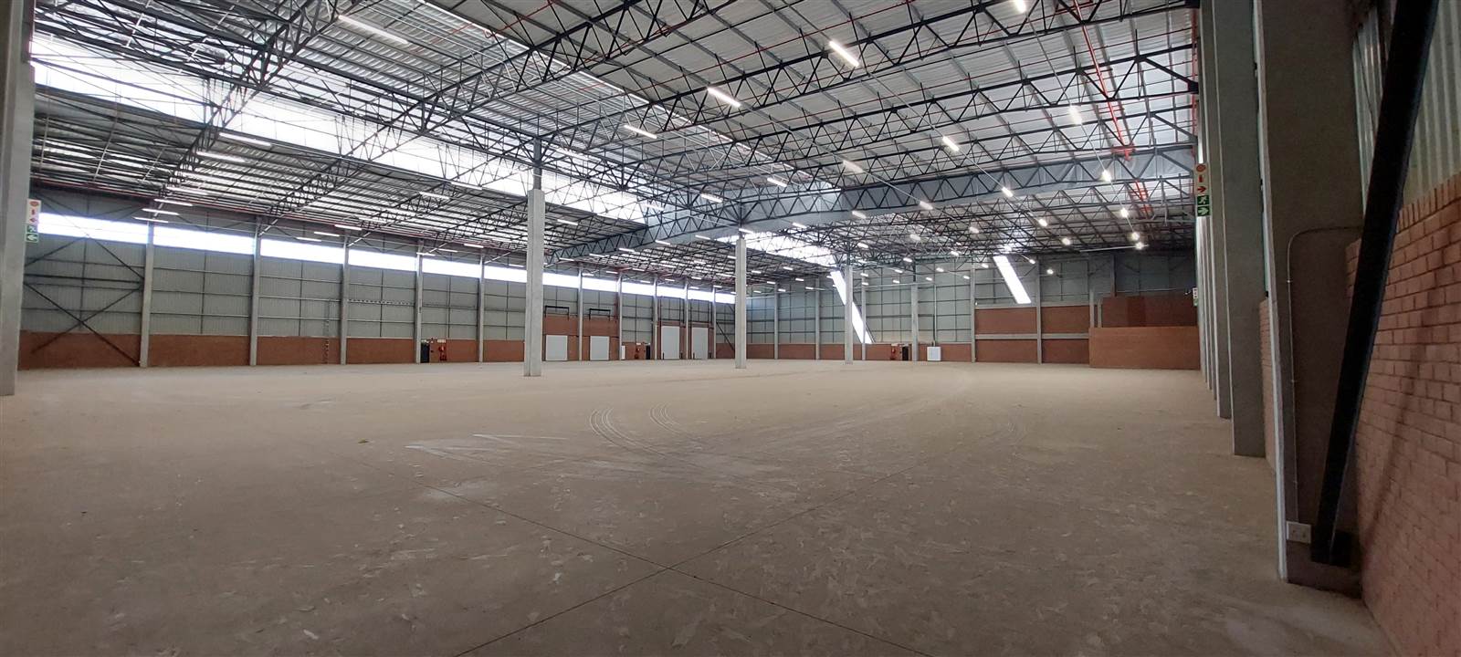5773  m² Industrial space in Louwlardia photo number 6