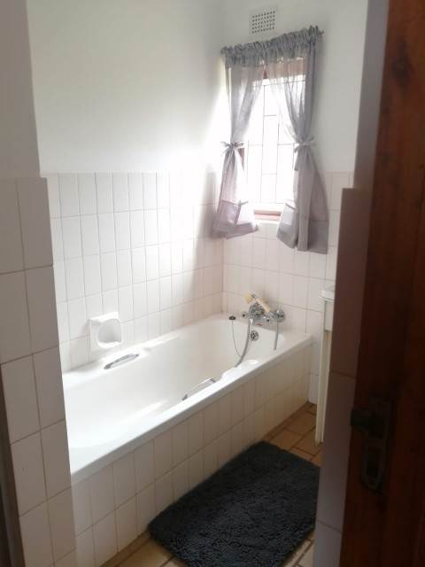 2 Bed Townhouse in Leisure Bay photo number 7