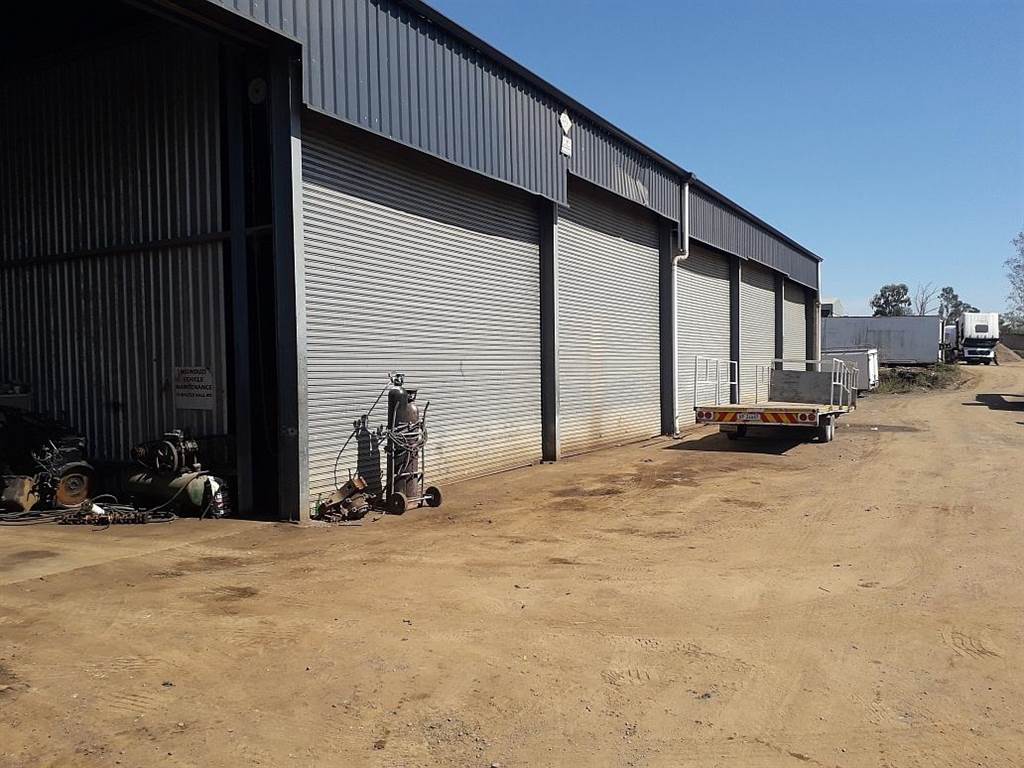 1800  m² Industrial space in The Grange photo number 3