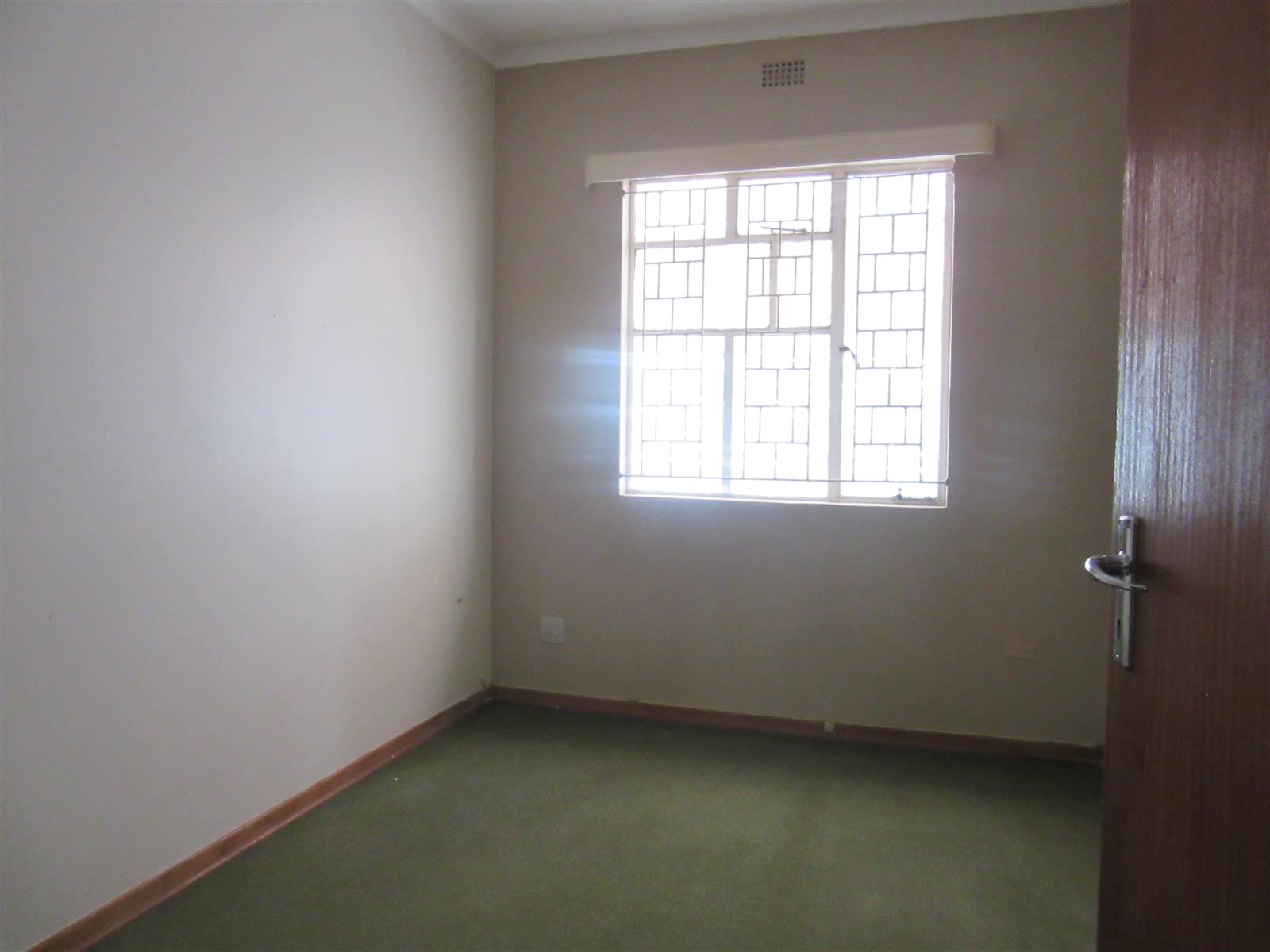 412  m² Commercial space in Vryburg photo number 12