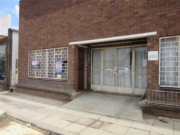 412  m² Commercial space in Vryburg