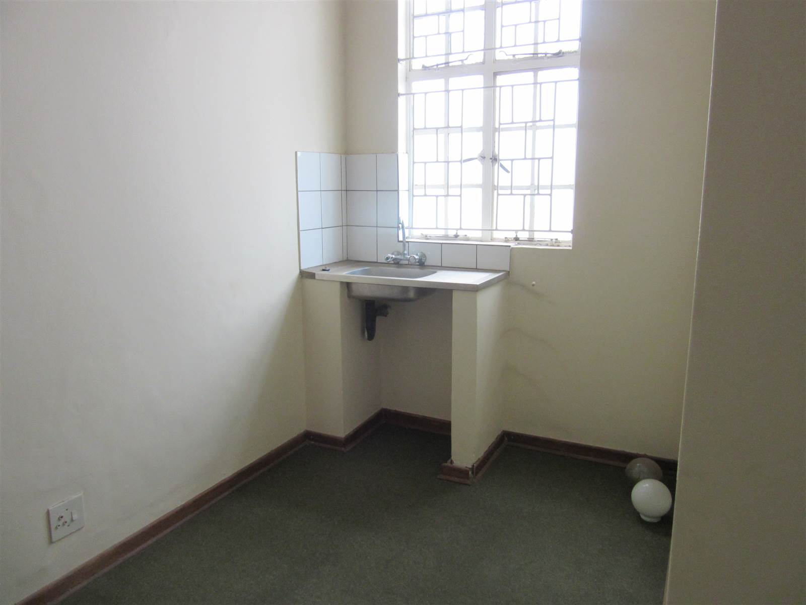 412  m² Commercial space in Vryburg photo number 9