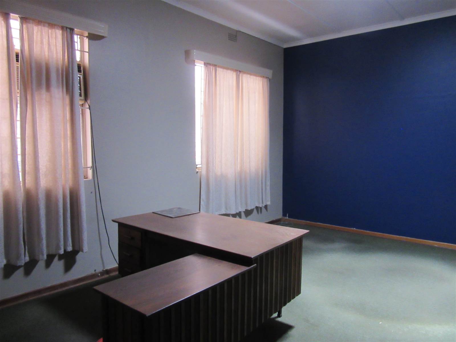 412  m² Commercial space in Vryburg photo number 16