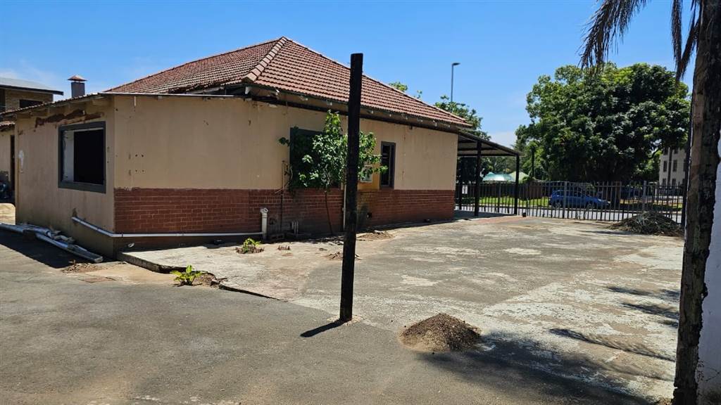 398  m² Commercial space in Scottsville photo number 11