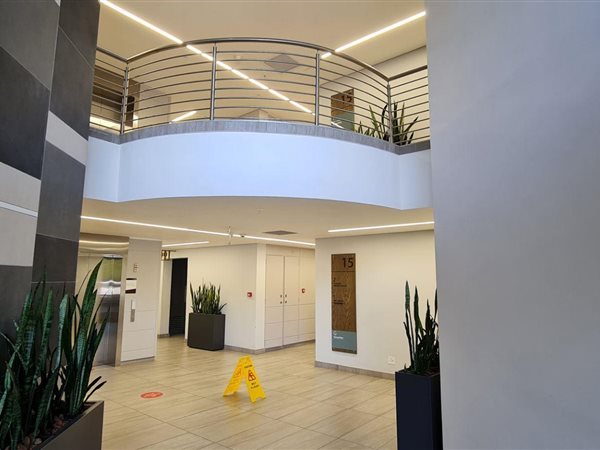 273  m² Commercial space in Woodmead