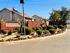 Townhouse in Duvha Park