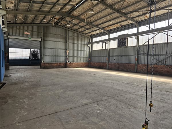 550  m² Industrial space