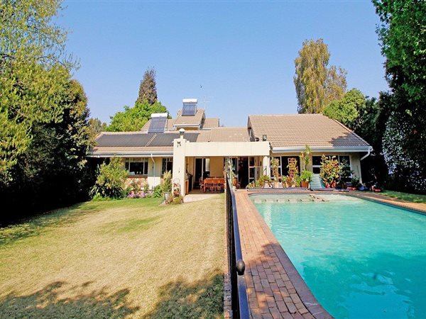4 Bedroom House 4 Bedroom House