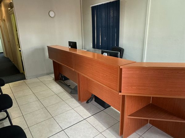 407  m² Office Space