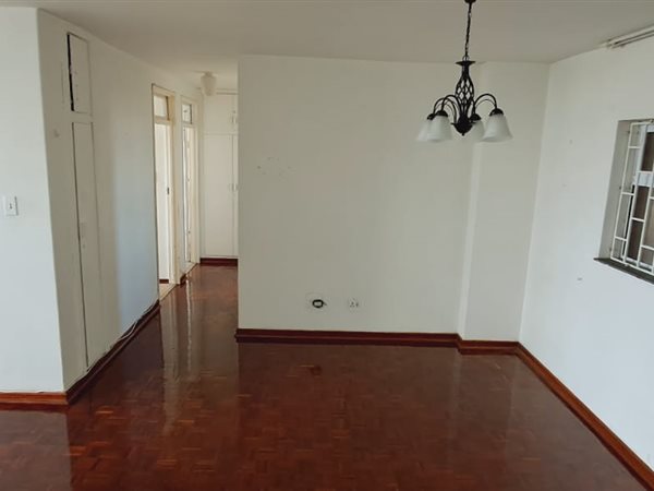 2.5 Bed Flat