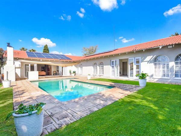 5 Bedroom House 5 Bedroom House