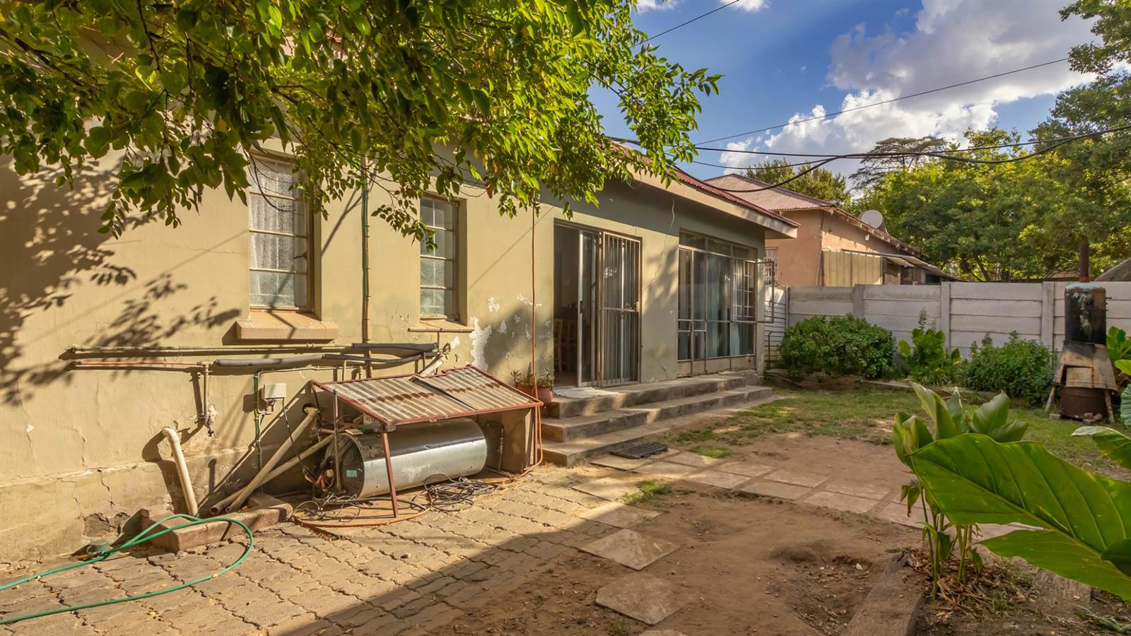 3 Bed House in Kroonstad photo number 2