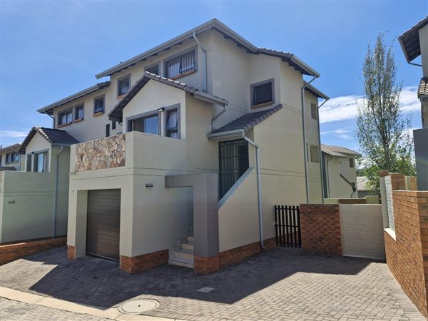 3 Bed Townhouse