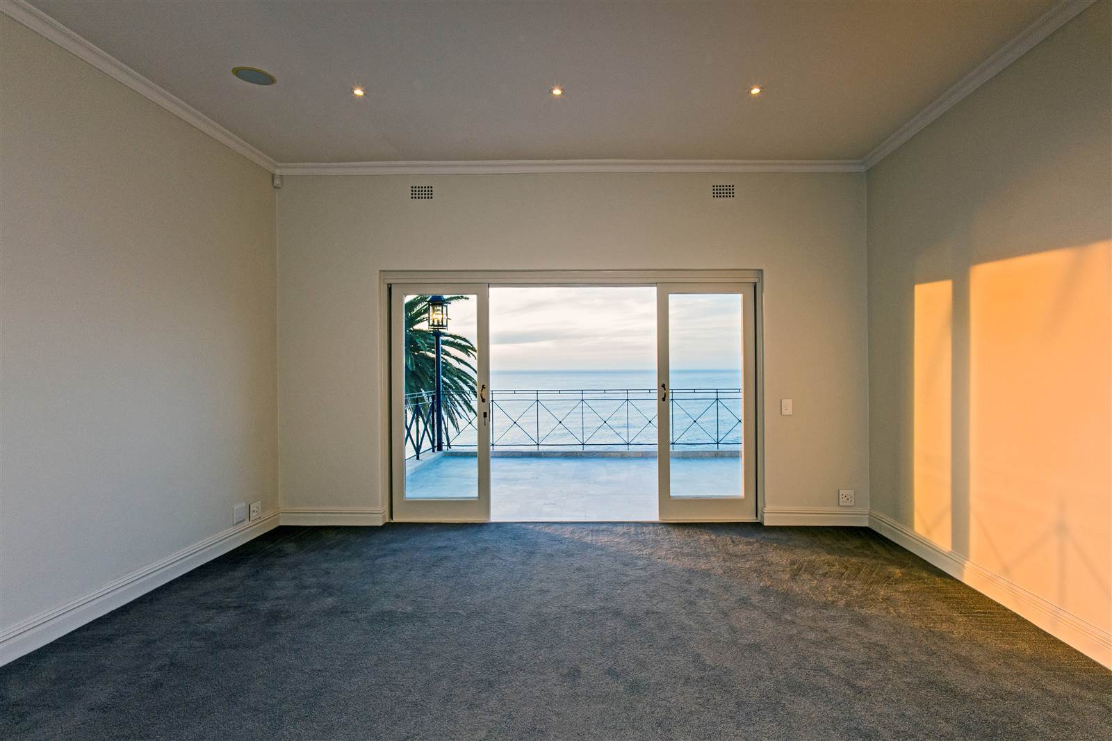 4 Bed House in Bantry Bay photo number 21