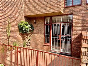 2 Bed Townhouse in The Hill