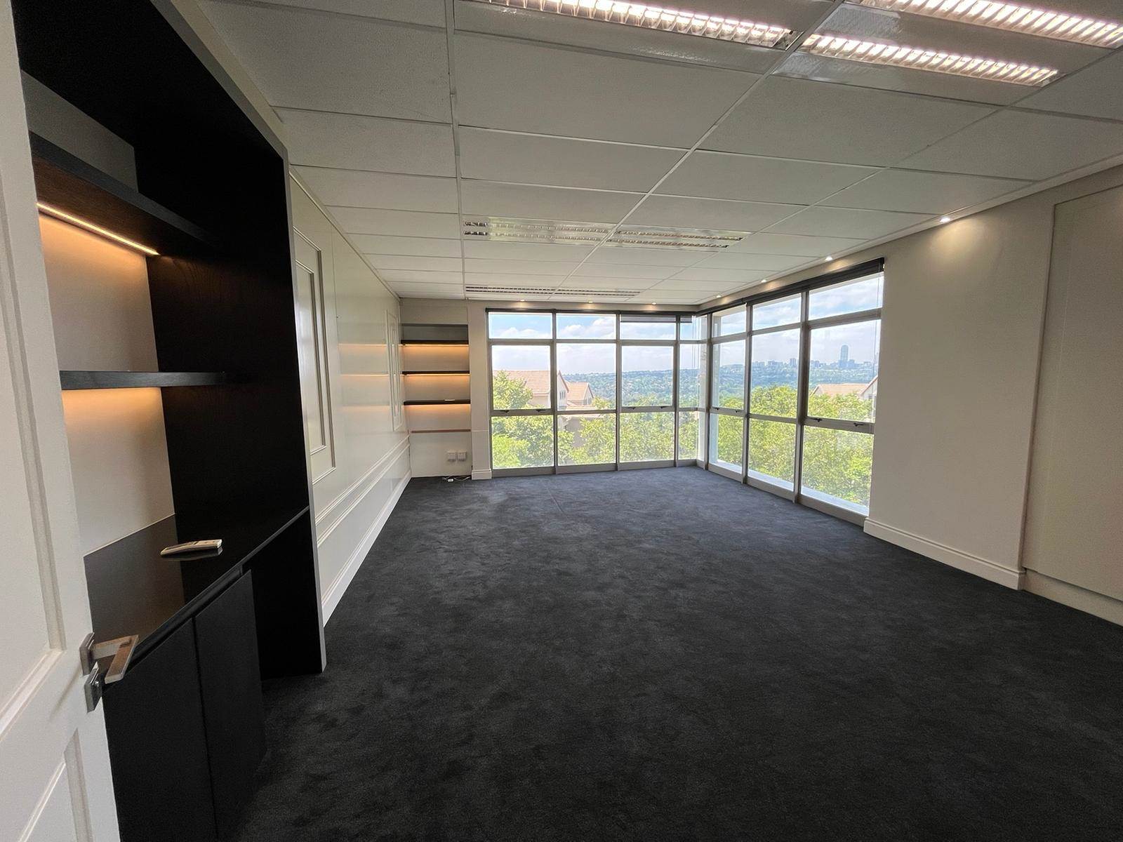 713  m² Commercial space in Bryanston photo number 25