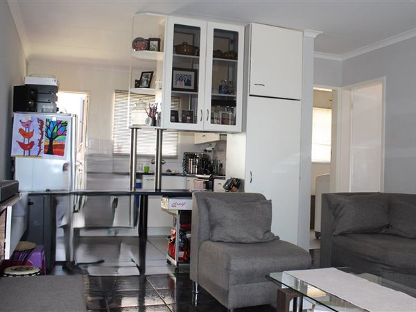 3 Bed Townhouse in Carenvale