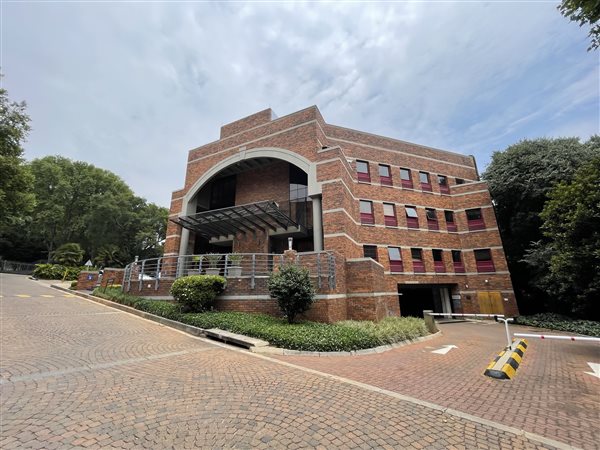 1103  m² Commercial space in Parktown