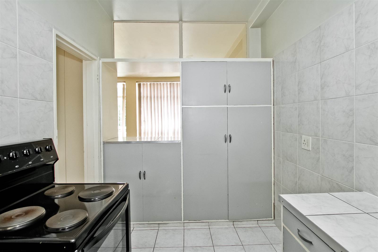 1 Bed Apartment in Illovo photo number 12