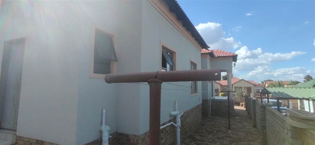 3 Bed House in Tlhabane photo number 29