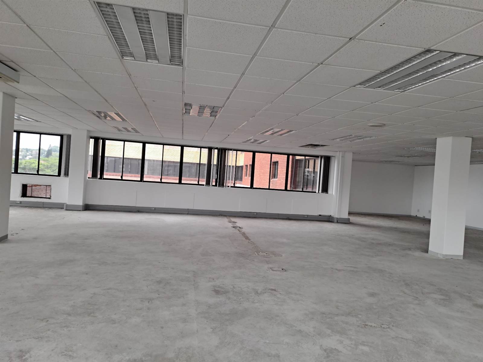 285.64  m² Office Space in Westville photo number 5