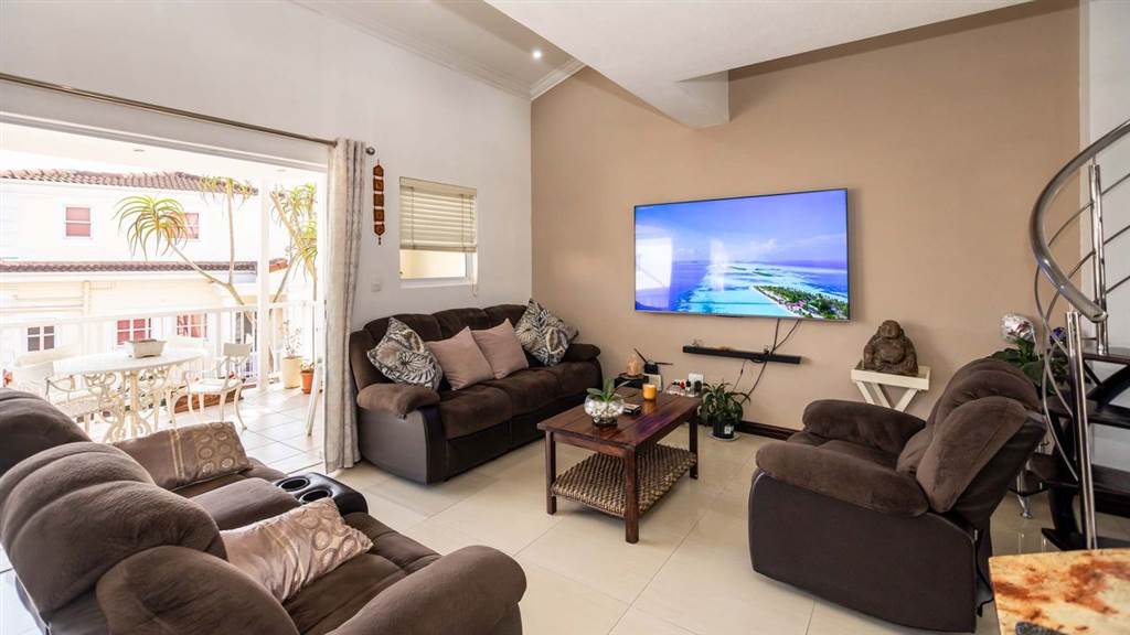 2 Bed Apartment in La Lucia photo number 9