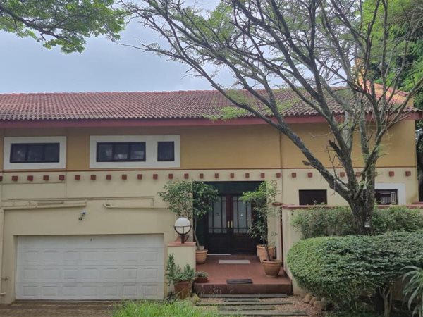 3 Bedroom Townhouse 3 Bedroom Townhouse