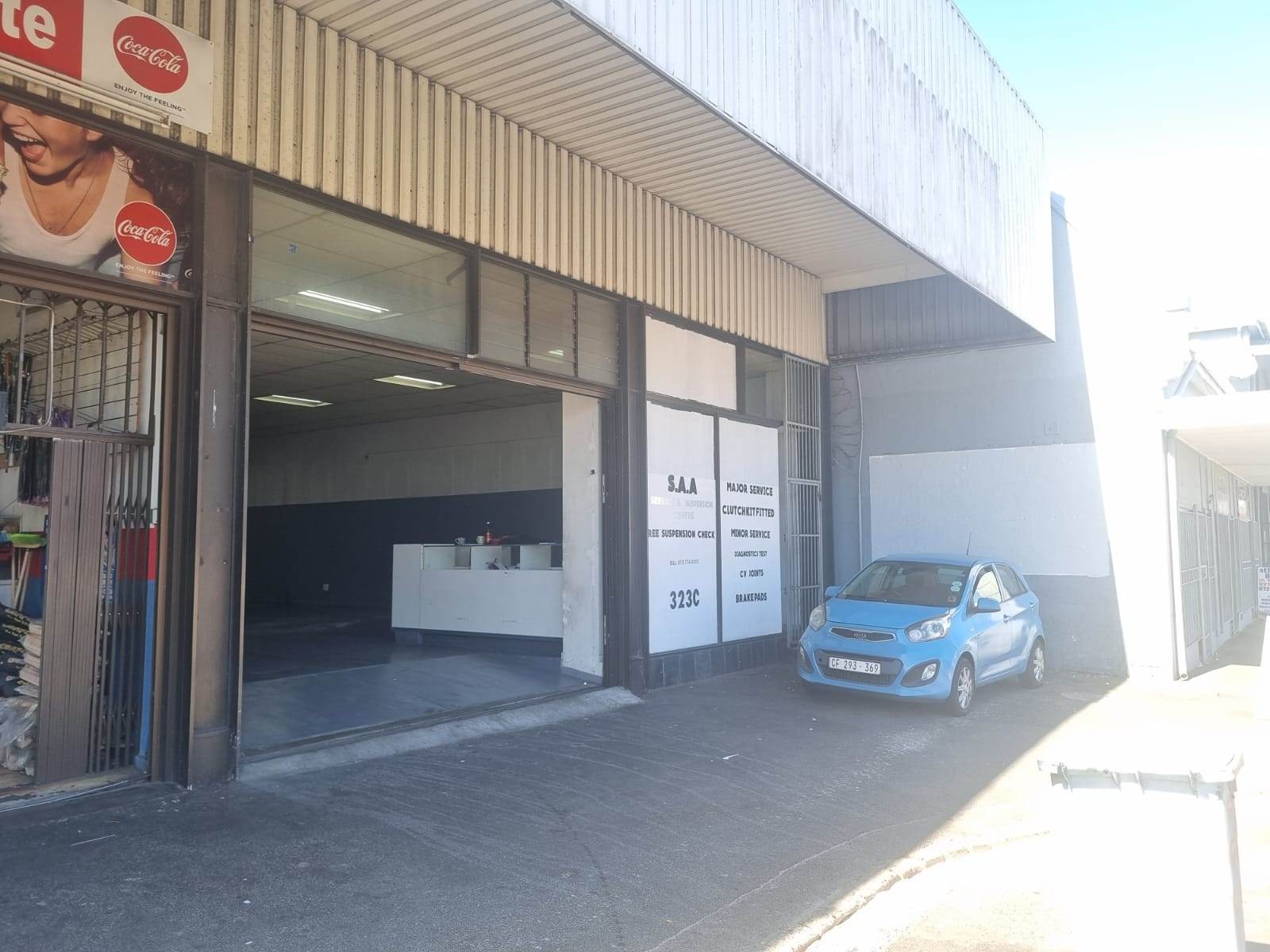 220  m² Retail Space in Wynberg photo number 3