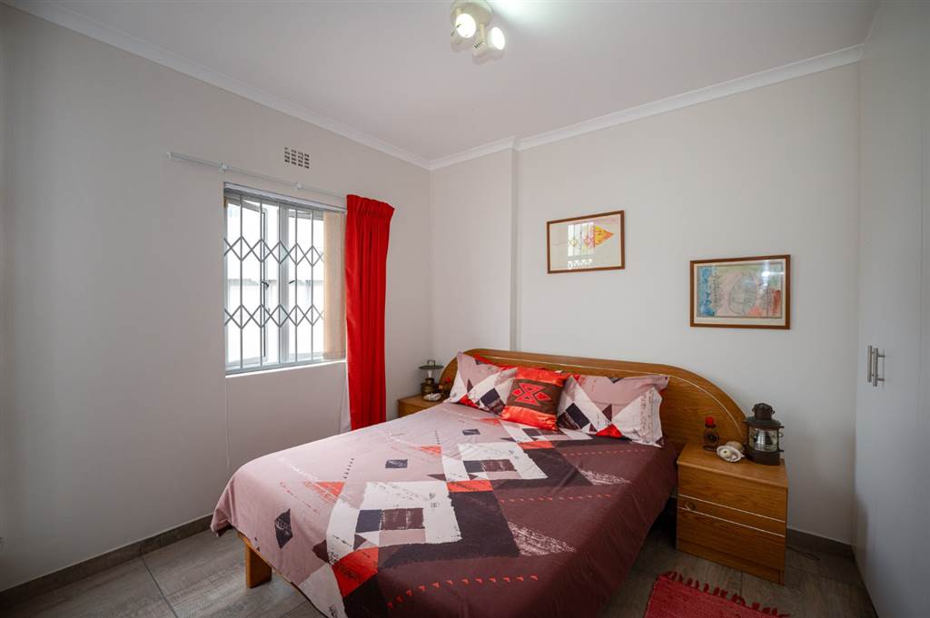 2 Bed Apartment in Van Riebeeckstrand photo number 16