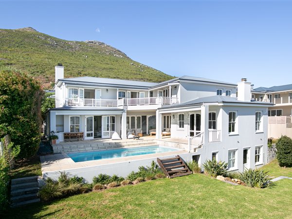 5 Bedroom House 5 Bedroom House