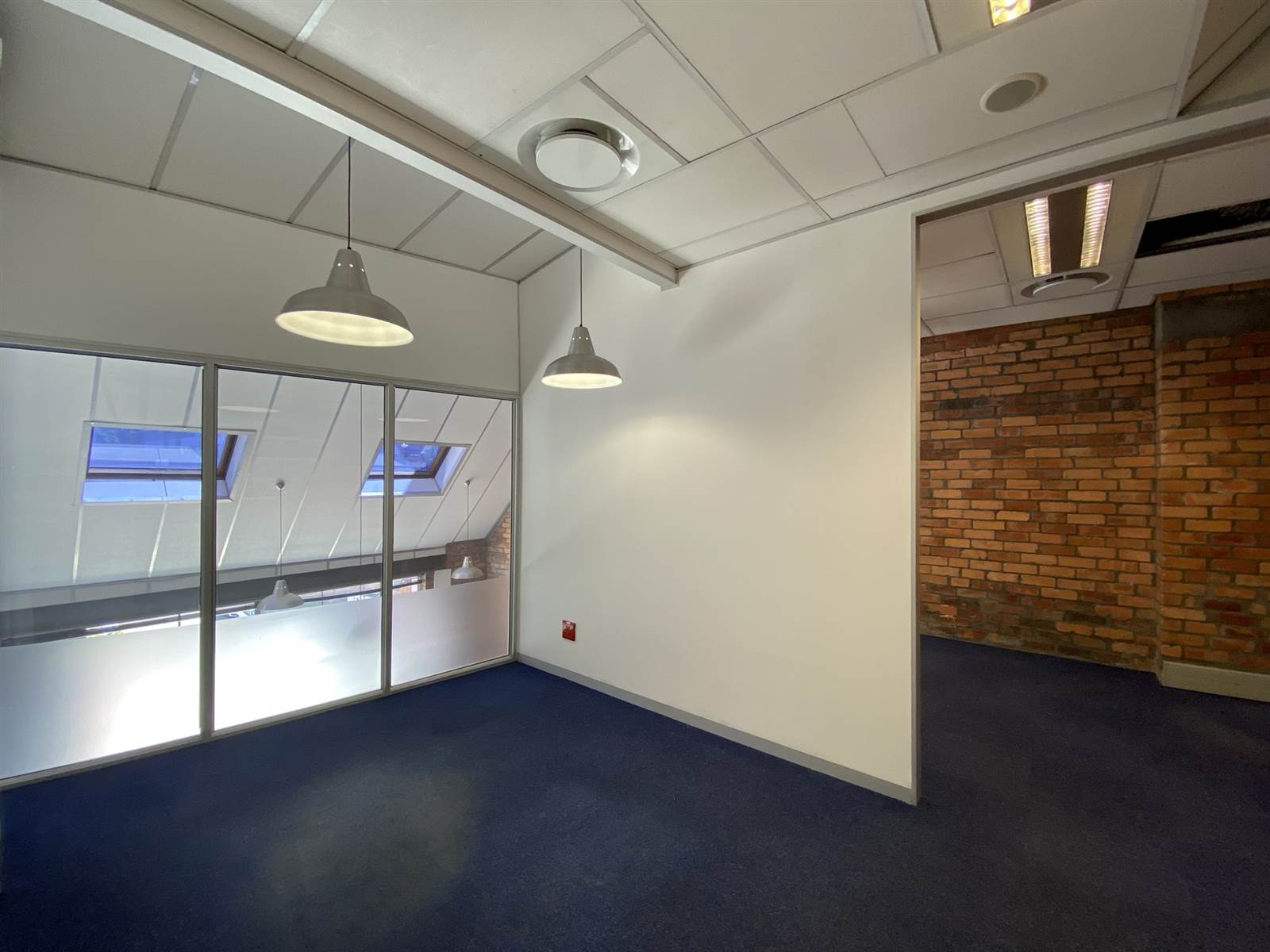 163  m² Commercial space in De Waterkant photo number 11