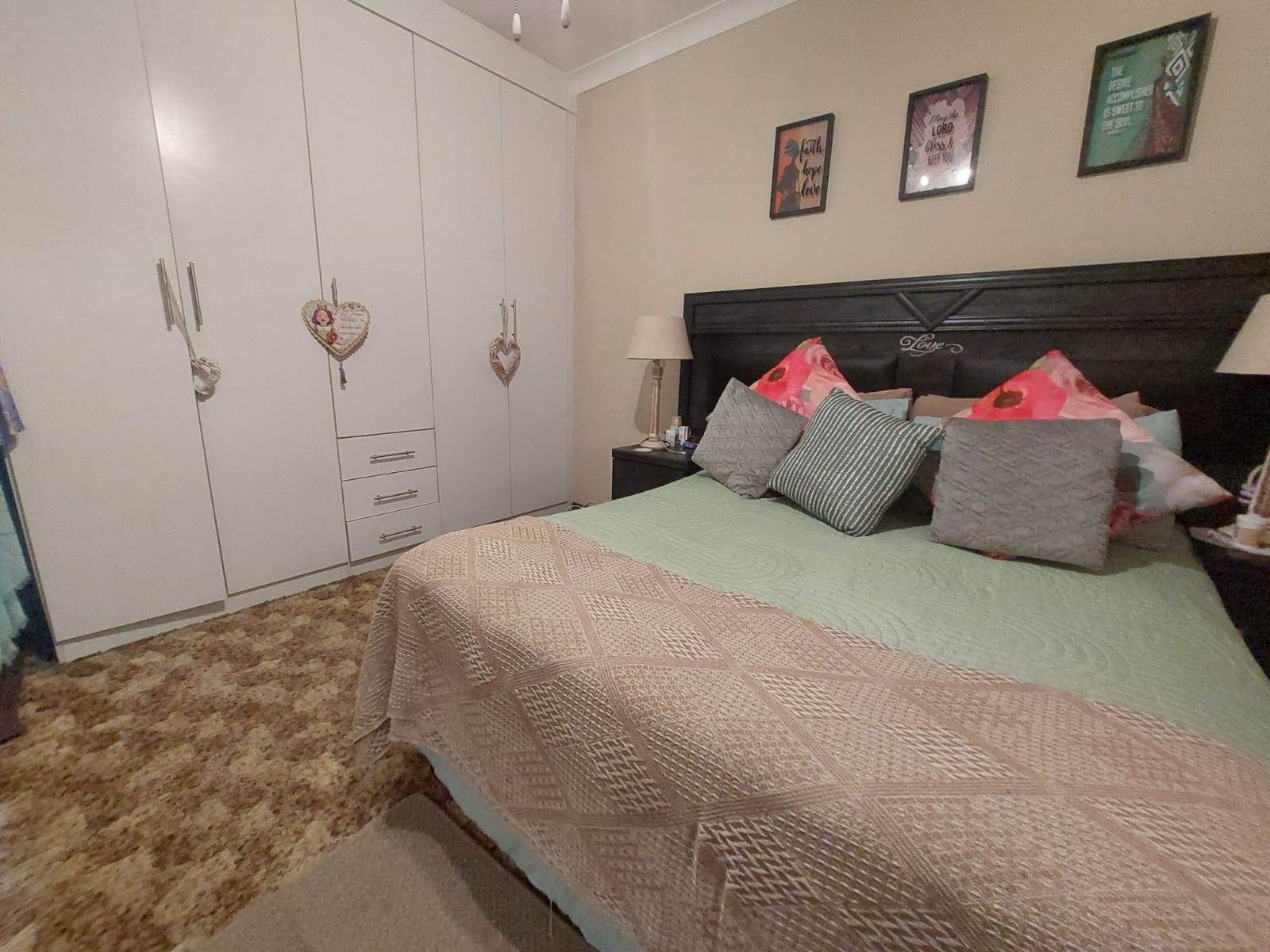 2.5 Bed Apartment in Pretoria Gardens photo number 4