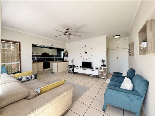 2 Bedroom House 2 Bedroom House