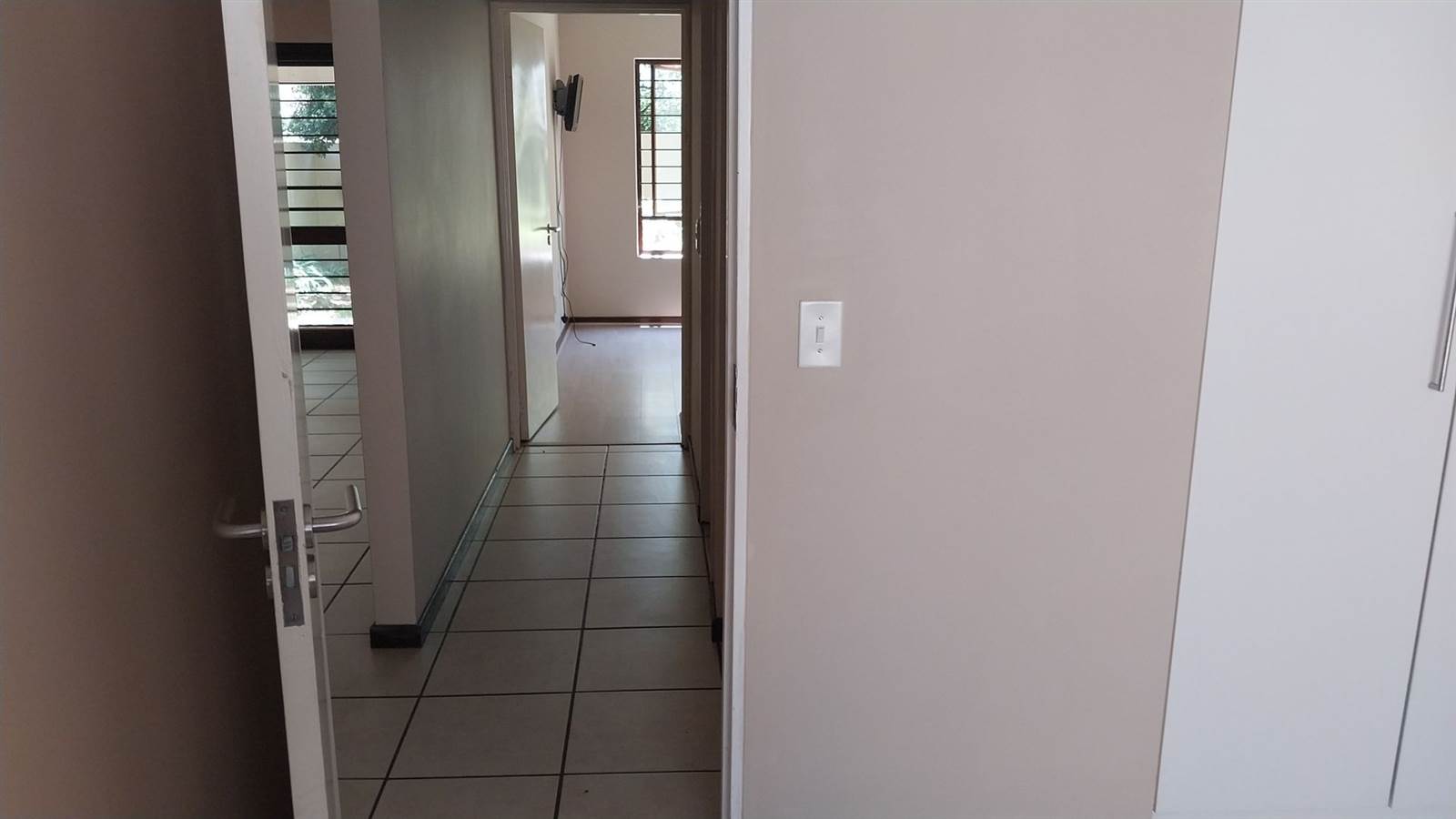 2 Bed Apartment in Fourways photo number 30