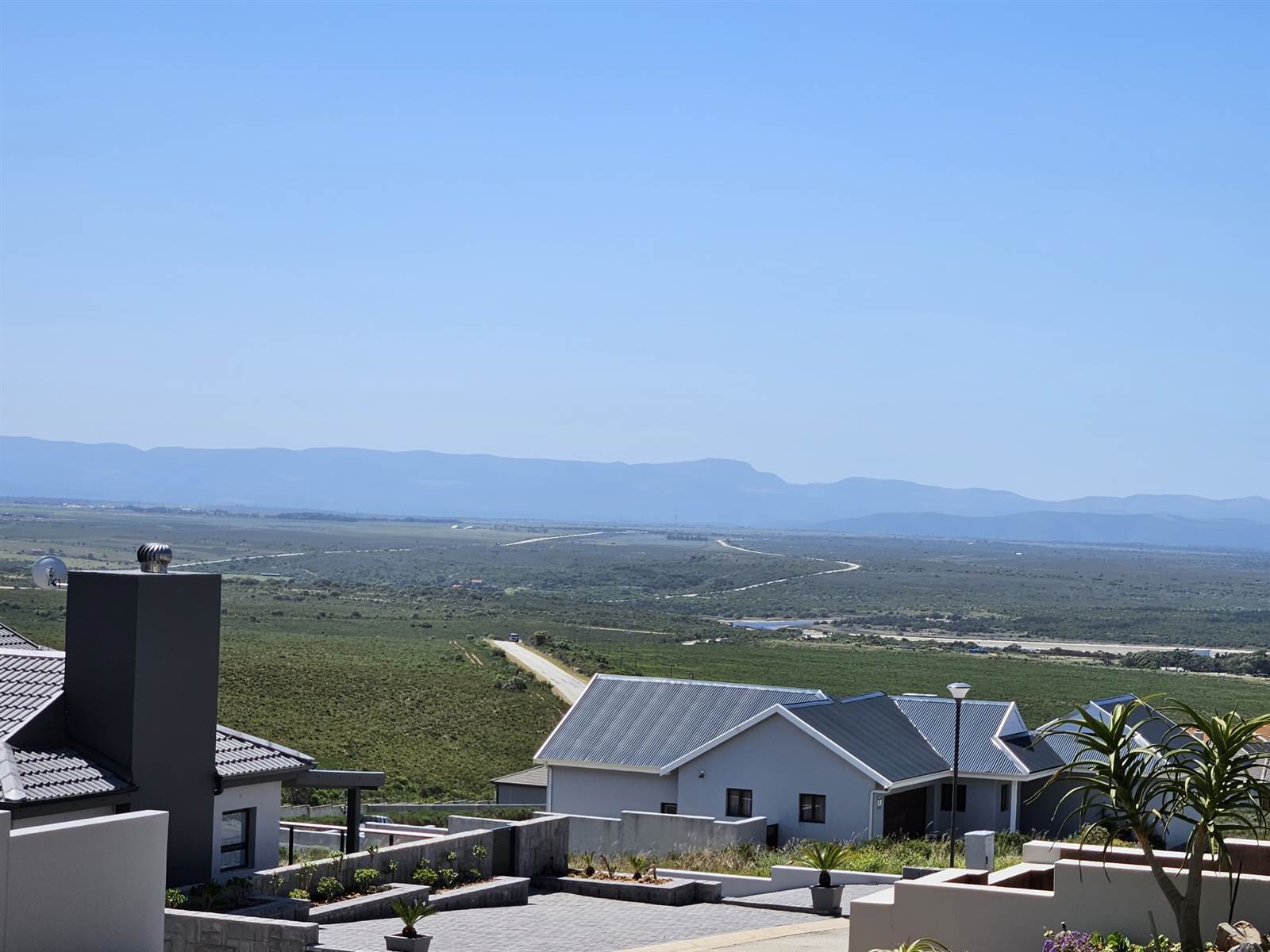 740 m² Land available in Jeffreys Bay photo number 9