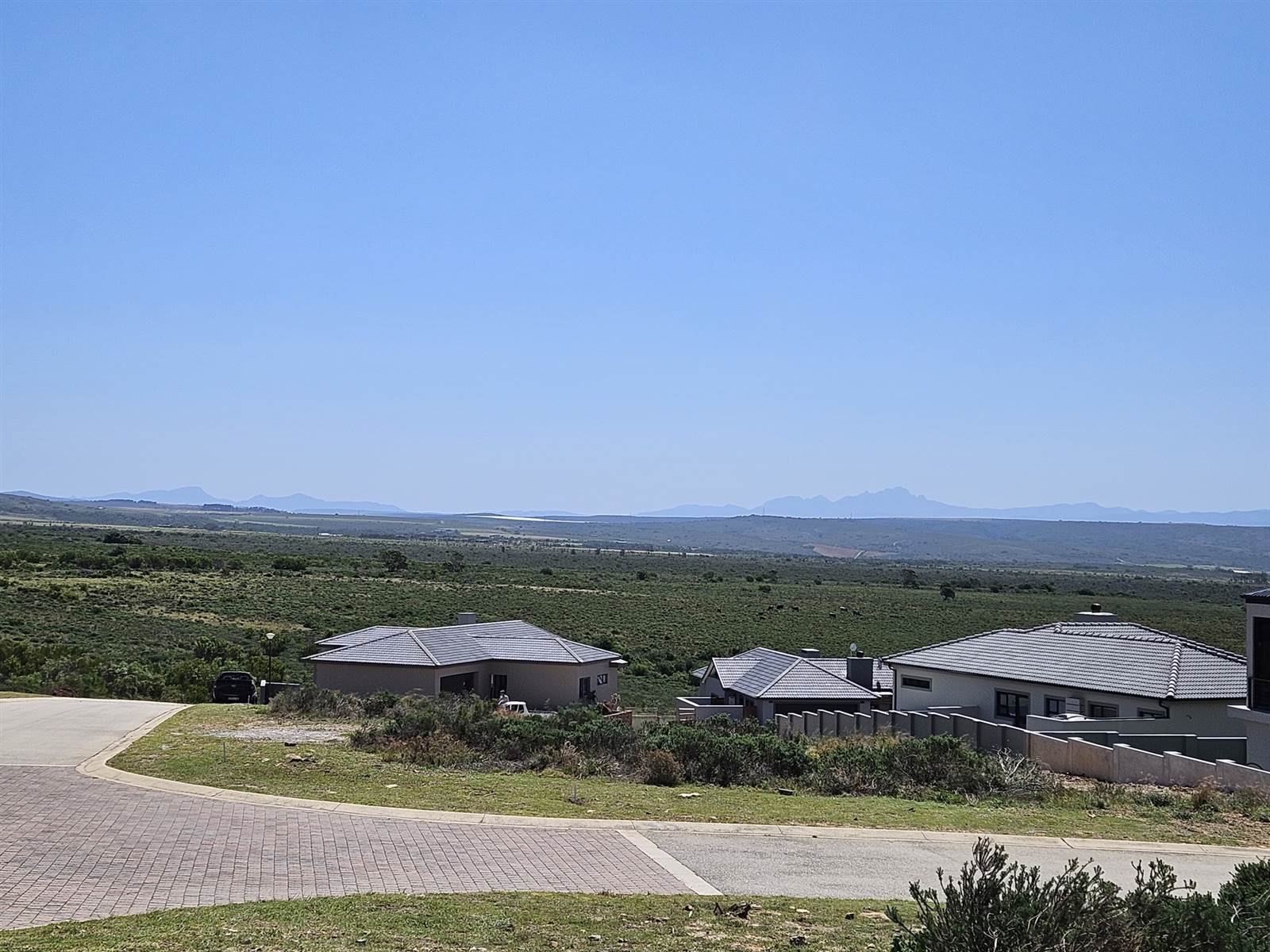 740 m² Land available in Jeffreys Bay photo number 4