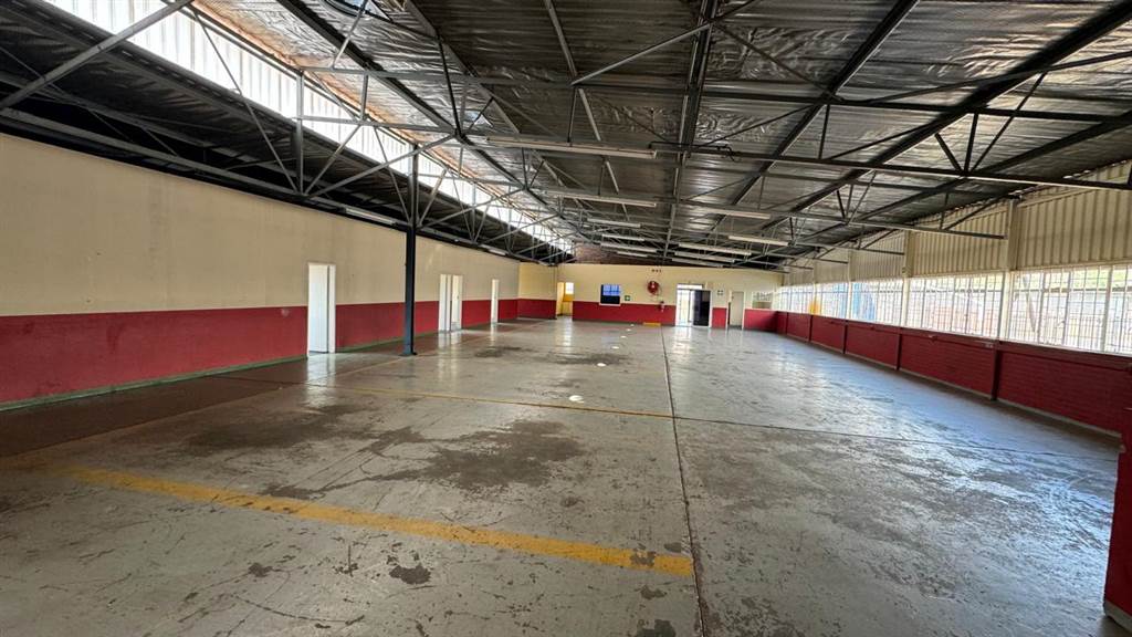 665  m² Industrial space in Pretoria West photo number 10